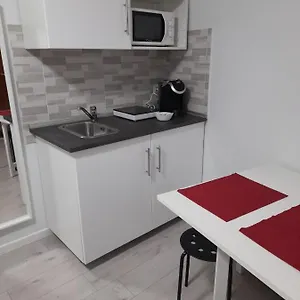 https://your-independent-room.it-lombardy.com